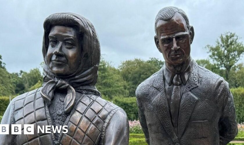 'It's not good': New royal statue divides opinion