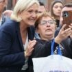 «Je ne suis pas DRH d'Emmanuel Macron» : Marine Le Pen dément avoir participé activement à la nomination de Michel Barnier