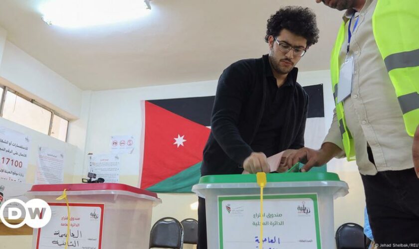 Jordan: Islamists win big in parliamentary elections