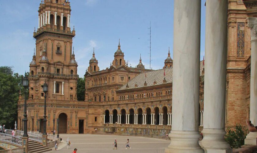 José Luis Sanz propone la Plaza de España como «gran museo» de Sevilla