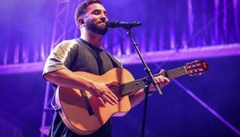 Kendji Girac annonce une nouvelle tournée, cinq mois après sa blessure par balle