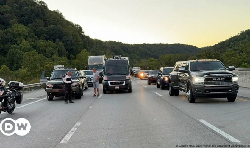 Kentucky highway shooter injures several