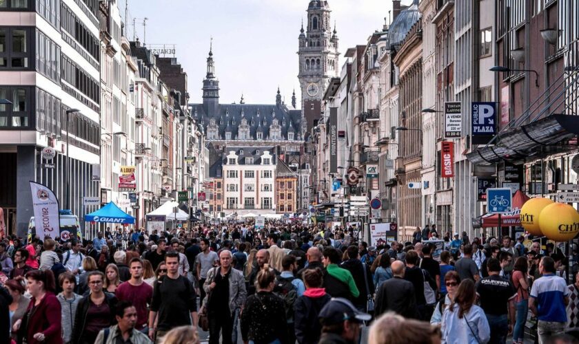 La Braderie de Lille, décalée à cause des Jeux de Paris, s’ouvre ce samedi