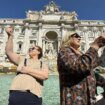 Lanzar la moneda a la Fontana de Trevi en Roma costará 2 euros para tener "una experiencia única"