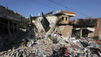 Líbano eleva a 558 los muertos, entre ellos 50 niños, por los bombardeos israelíes del lunes