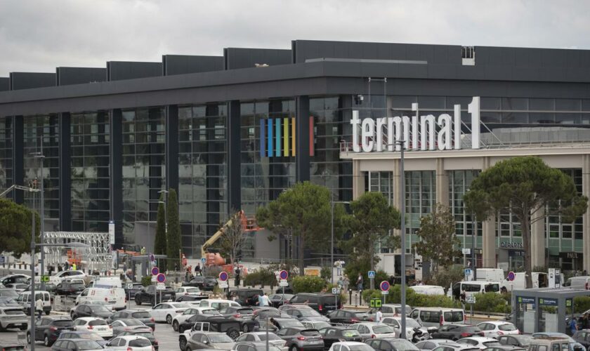 Marseille : l'homme qui a menacé de faire sauter l'aéroport se disait «suivi par une mafia»