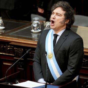 Milei presenta al Congreso un "cepo al Estado" con el que busca "cambiar para siempre" la historia argentina