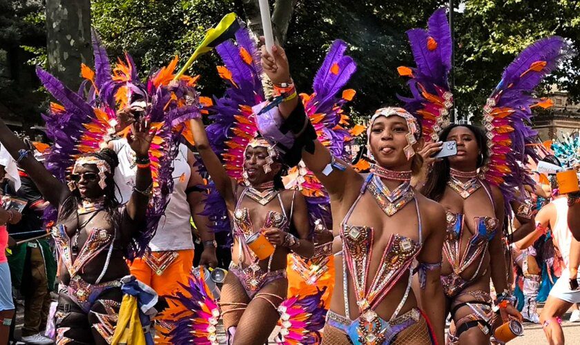 Mueren dos personas que resultaron heridas con navaja durante el carnaval de Notting Hill en Londres