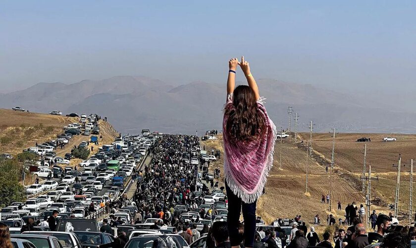 Mujer, Vida y Libertad: Una protesta que sigue viva pese a la presión del régimen iraní