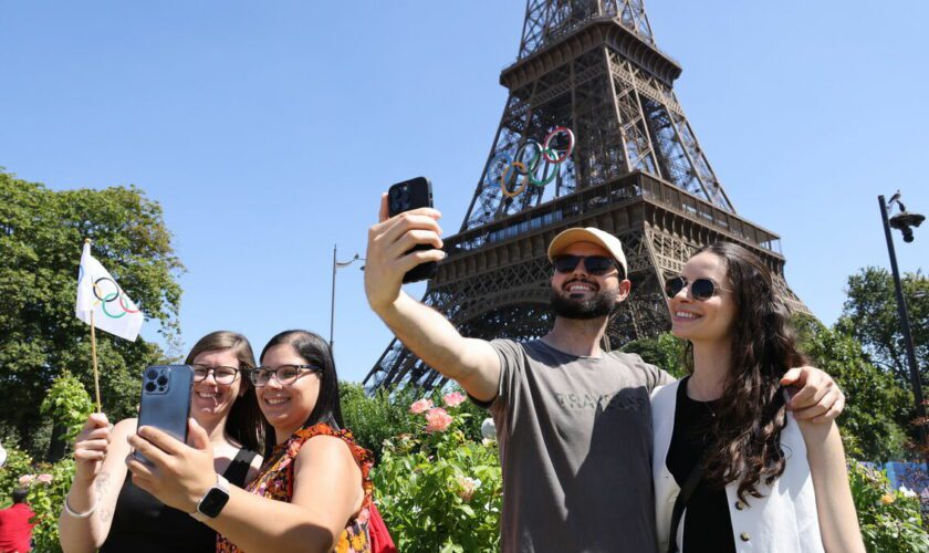 Paris : 4 millions de touristes pendant les Jeux, une « affluence record »