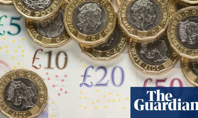 Pension pot amount needed for ‘basic’ retirement rises 60% in three years