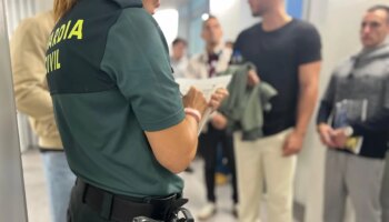 Suspendidas las pruebas de oposición a la Guardia Civil de mañana por un error en las cajas que contenían los exámenes