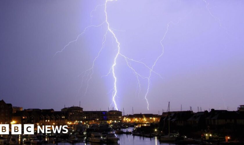 Thunderstorm warning for England and east Wales