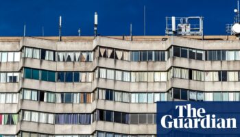 Tracey Emin among hundreds opposing changes to Margate ‘brutalist masterpiece’