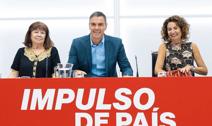 Una cúpula afín a Sánchez respalda su decisión de presentarse a la reelección como líder del PSOE en el Congreso Federal que tendrá lugar del 29 de noviembre al 1 de diciembre en Sevilla