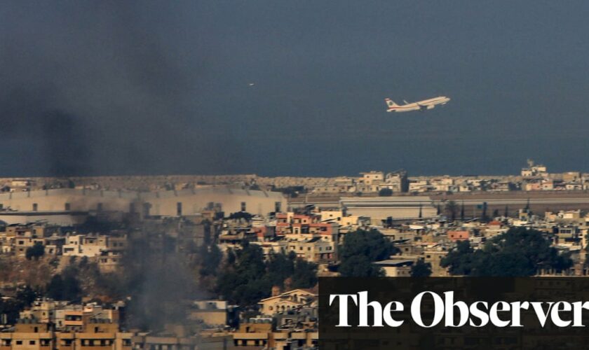 ‘Leave now’, Foreign Office urges Britons in Lebanon