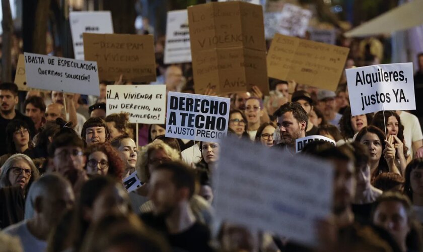 15.000 manifestantes salen a las calles de Valencia para reclamar el derecho a la vivienda