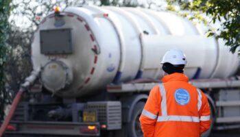 Water companies must return £157.6m to customers over poor performance