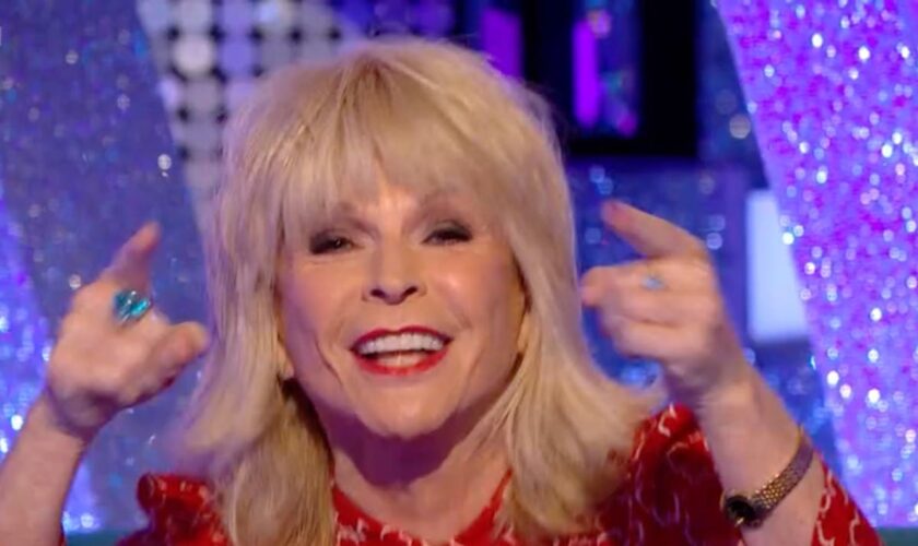 Strictly’s Toyah Willcox confuses viewers with ‘awkward’ Chris McCausland comment