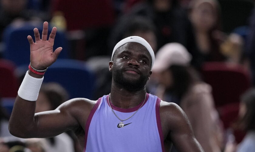 "Va te faire ***...", Tiafoe pète un câble contre un arbitre et risque une lourde suspension, la vidéo