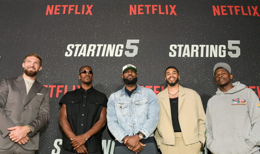 Cinq majeur : plongez au cœur des coulisses de la NBA sur Netflix