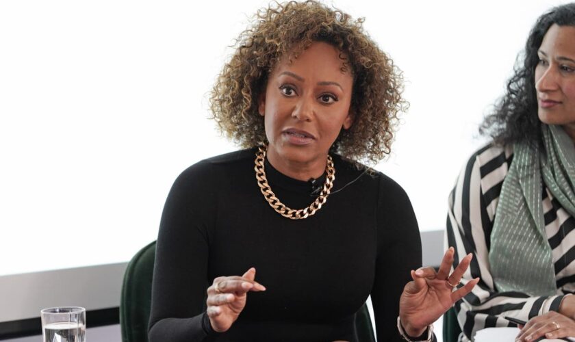 Mel B backs campaign for emojis with Afro hair on mobile devices