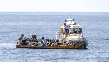 Naufrage de migrants en Tunisie : 12 personnes dont 3 bébés sont morts au large de Djerba