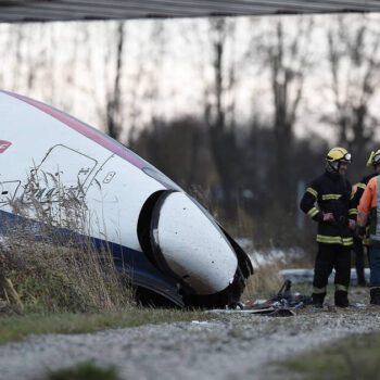 Procès du déraillement du TGV Est : la SNCF condamnée à 400 000 euros d’amende pour homicides et blessures involontaires