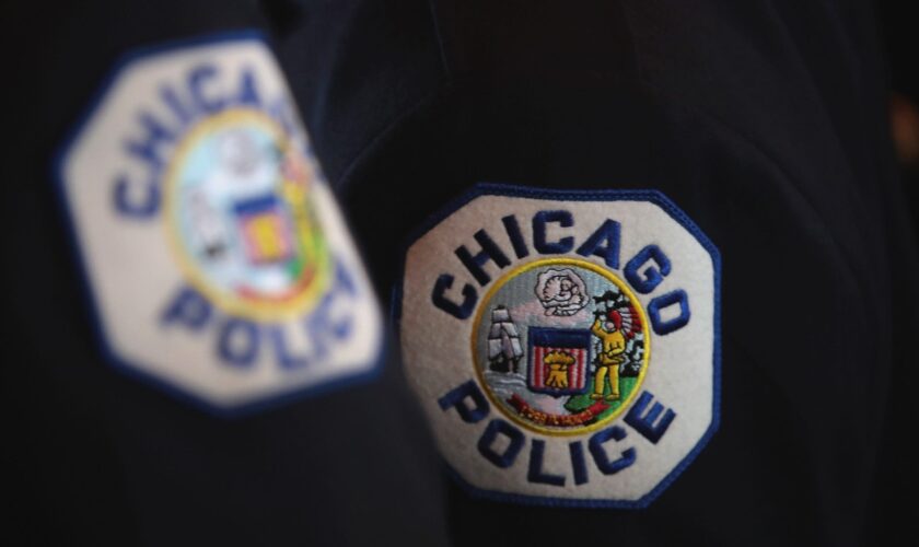 Box containing human head reportedly found on sidewalk of Chicago's West Side: report