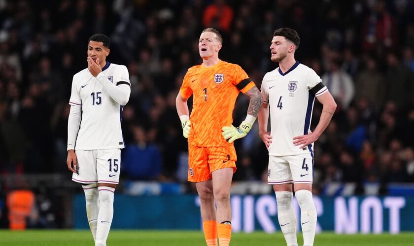 I’m not the hierarchy – Pickford has no clue about impact on Carsley job chances