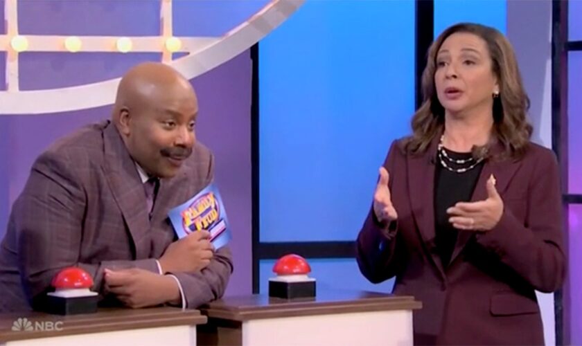 'SNL' takes aim at Kamala Harris' 'middle class family' response during 'Family Feud' skit