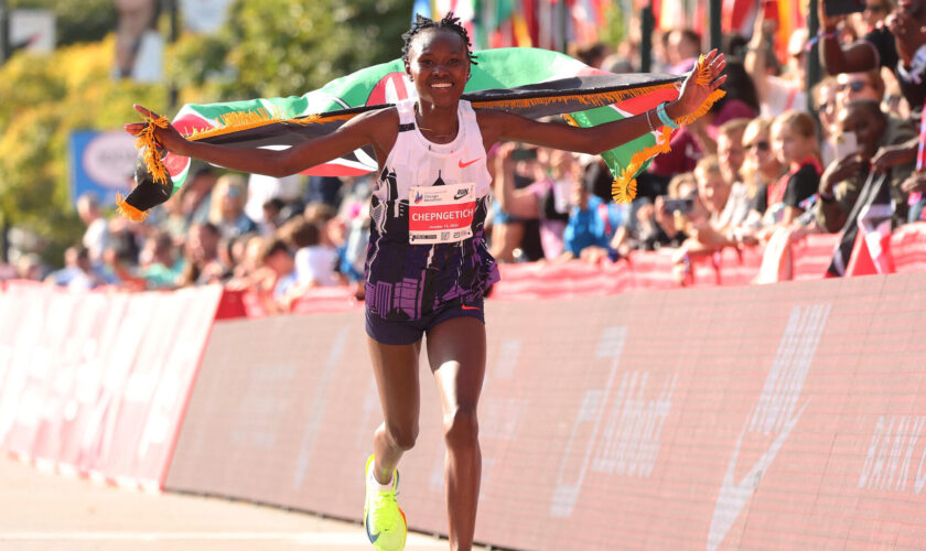 Au marathon de Chicago, la Kényane Ruth Chepngetich bat le record du monde féminin