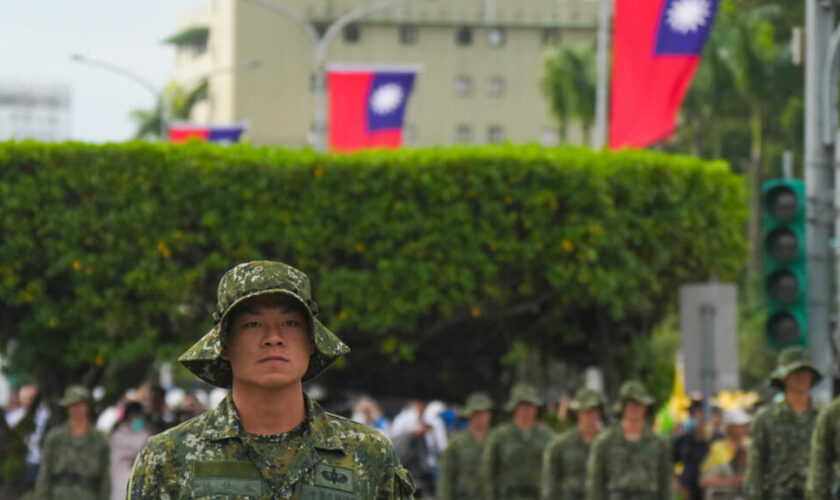 Taïwan "en état d'alerte" après avoir détecté un porte-avions chinois au sud de l'île