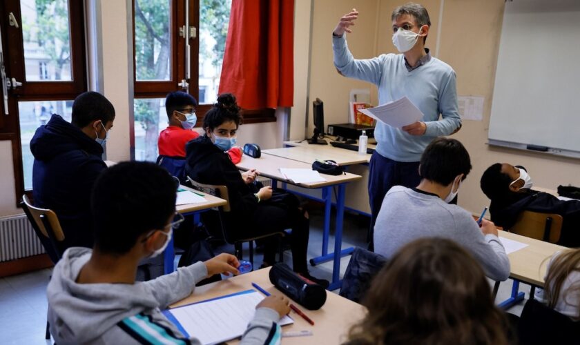 Cours sur la liberté d'expression au collège de la Grange-aux-Belles à Paris le 2 novembre 2020