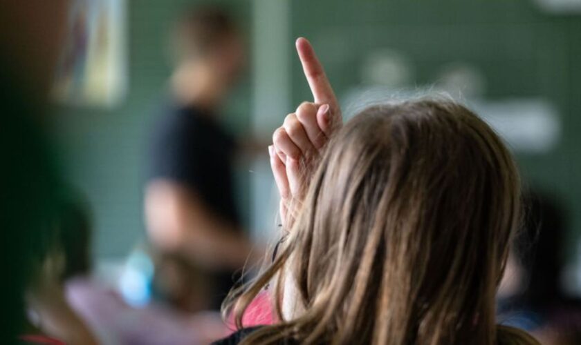 Ab dem Schuljahr 2026/2027 gibt es einen Rechtsanspruch auf Ganztagsbetreuung in der Grundschule. (Archivfoto) Foto: Marijan Mur