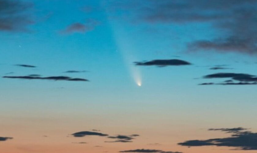 Comète Tsuchinshan-ATLAS : les premières images splendides observées depuis la France