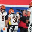 Joe Burrow's early TD run helps Bengals to win over Giants in ugly game