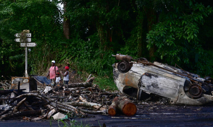 Le couvre-feu prolongé en Martinique, les négociations contre la vie chère dans l'impasse