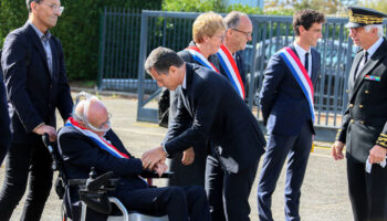 Atteint de la maladie de Charcot, le sénateur Gilbert Bouchet défend une meilleure prise en charge devant le Sénat