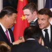 Les présidents chinois Xi Jinping et français Emmanuel Macron le 6 mai 2024 au palais de l'Elysée à Paris