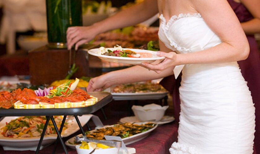 Wedding guest claims wealthier guests received better alcohol and more food at reception