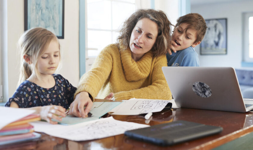 Instruction en famille : quelles conditions les parents doivent-ils respecter pour faire l’école à la maison ?