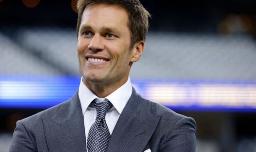 Tom Brady ist in der NFL nicht mehr nur Ex-Quarterback und TV-Experte, sondern nun auch Team-Besitzer. Foto: Gareth Patterson/AP