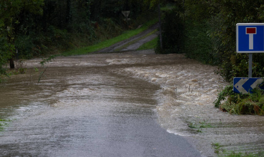 Episode méditerranéen : cinq départements du Sud-Est en vigilance orange pour des risques d’orages et d’inondations