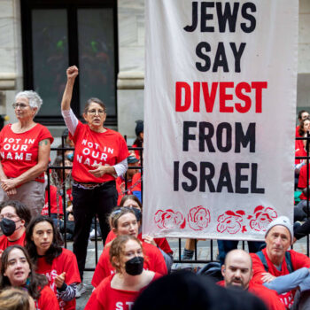 A New York, des juifs manifestent contre le soutien des Etats-Unis à Israël