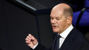 Regierungserklärung: Olaf Scholz kündigt industrielle Wende an