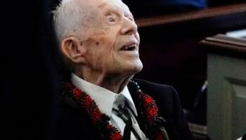 USA: Ex-Präsident Jimmy Carter gibt Stimme bei Wahlen ab