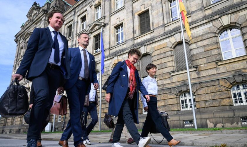 Sachsen: Parteien in Sachsen wollen intern über Sondierungen entscheiden