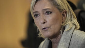 Condamnée et inéligible ? Ce que risque Marine Le Pen au procès des assistants du RN