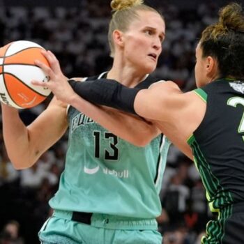 Leonie Fiebich spielt in den WNBA-Finals eine ganz starke Rolle für die New York Liberty. Foto: Abbie Parr/AP/dpa